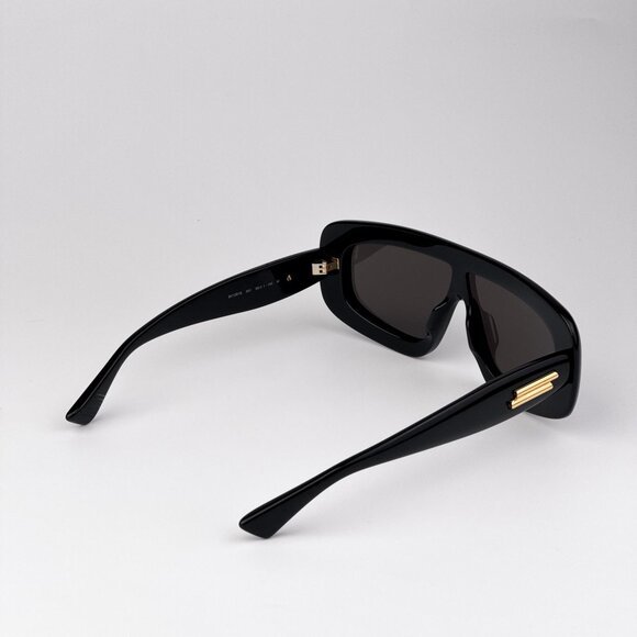 Bottega Veneta Shield Sunglasses – Black Frame / Grey Lens (BV1281S 001) - Picture 4 of 13